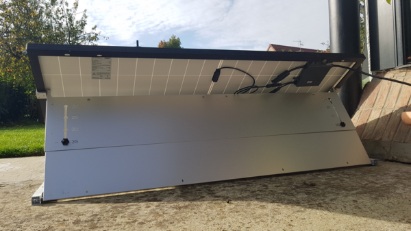 Vue arrière du Tablier solaire autonome